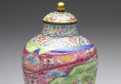 图片[2]-Lidded gilt copper jar adorned with painted enamel and wrapped in a false sash, Yongzheng reign (1723-1735), Qing dynasty-China Archive